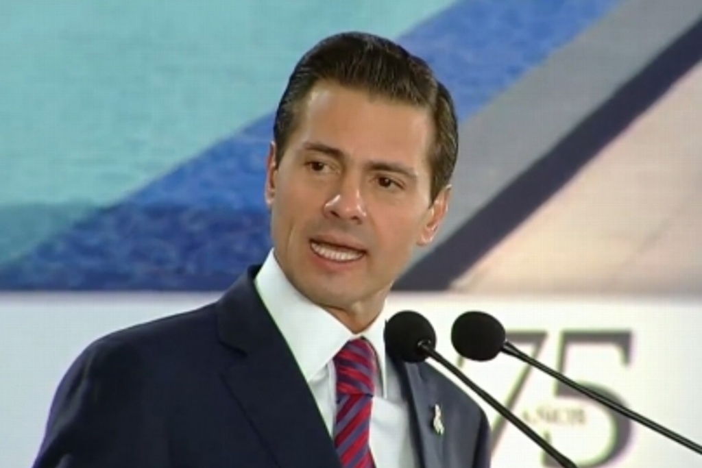 Imagen Asegura Peña Nieto que cumplirá compromisos en materia de salud al terminar su gobierno