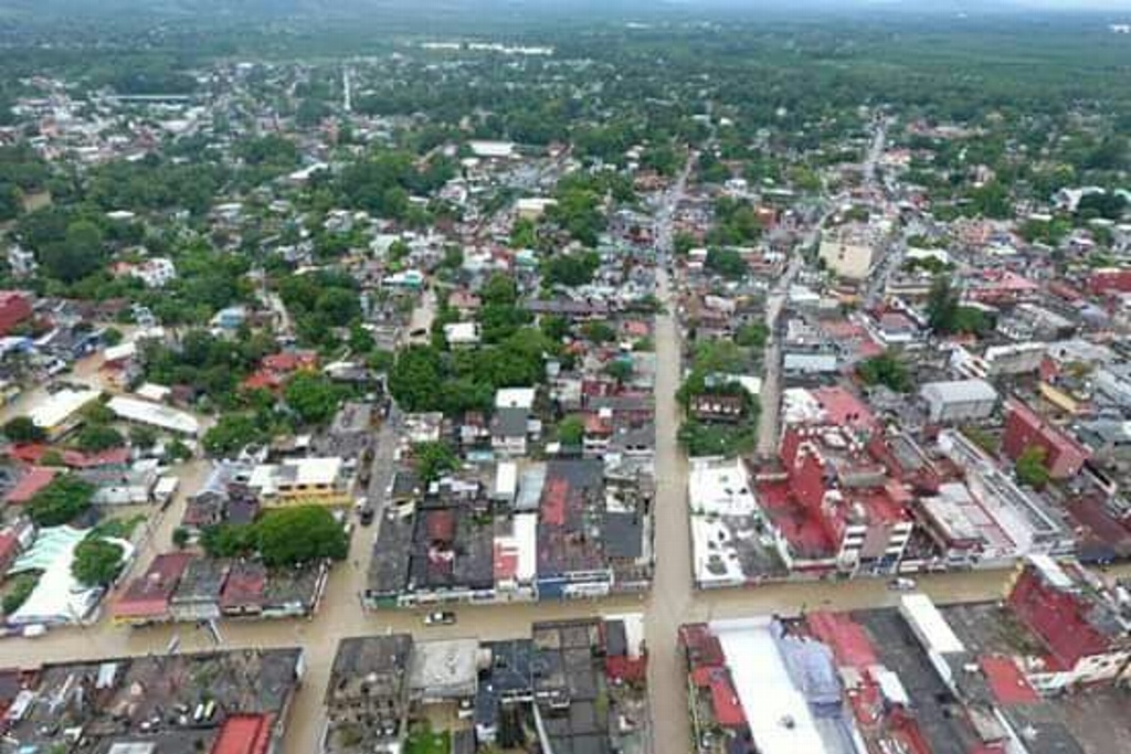 Imagen Reportan nueve puentes afectados por las lluvias y una persona desaparecida en Álamo, Veracruz 