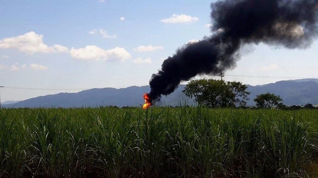 Imagen Explosión de ducto de Pemex en colonia de Acayucan, Veracruz