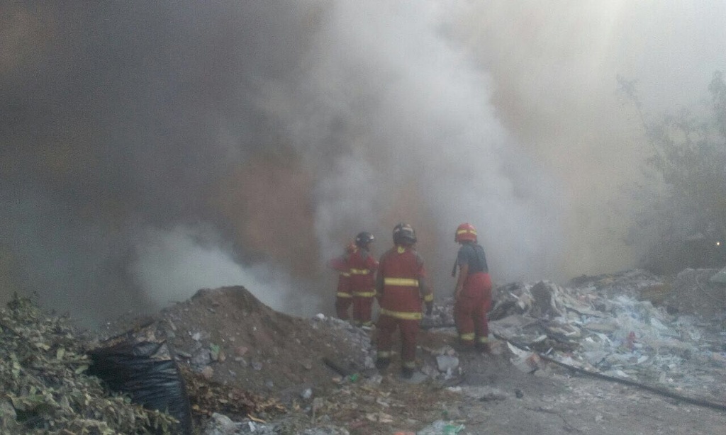 Imagen Se incendia relleno sanitario de Veracruz