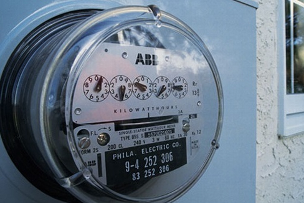 Imagen Pide diputada revisión de tarifas eléctricas en sector industrial