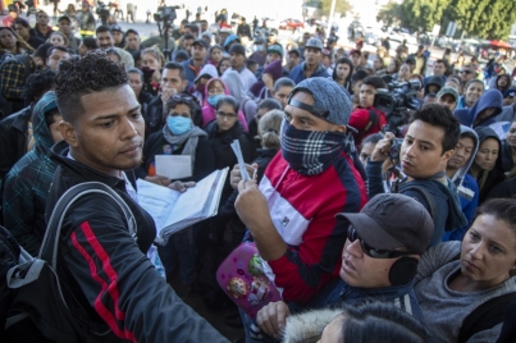 Imagen Ofertan a migrantes centroamericanos siete mil empleos en Tijuana