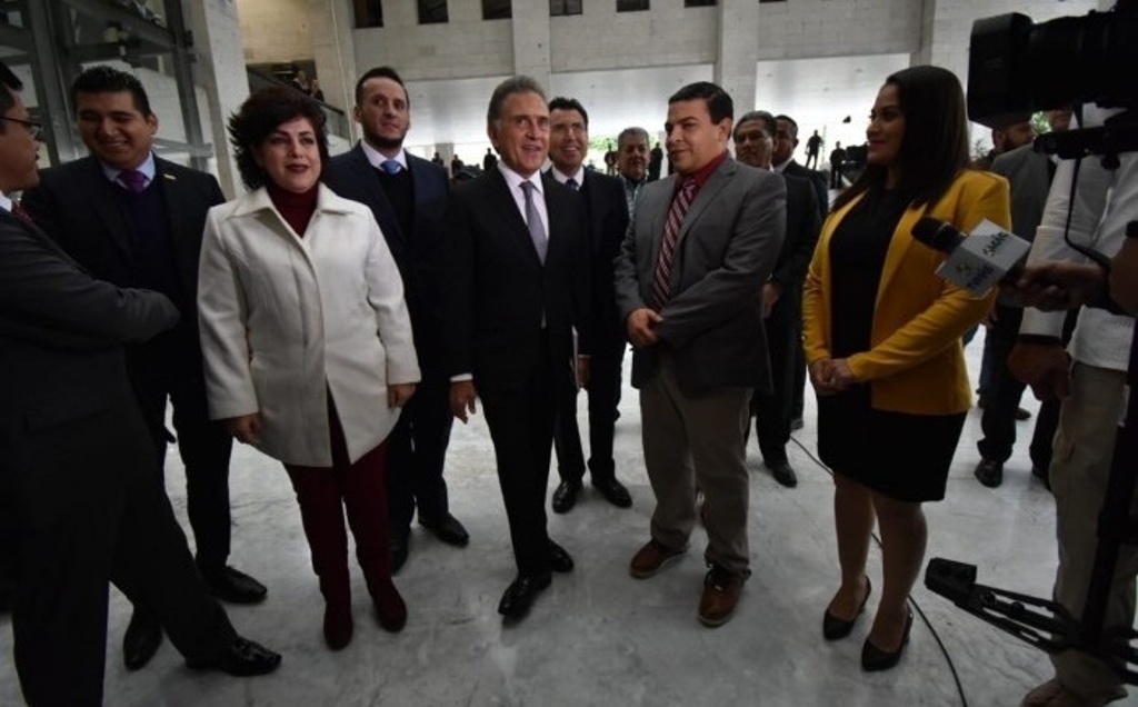 Imagen Sería terrible que próximo gobierno ofreciera amnistía a quienes saquearon Veracruz: Yunes 
