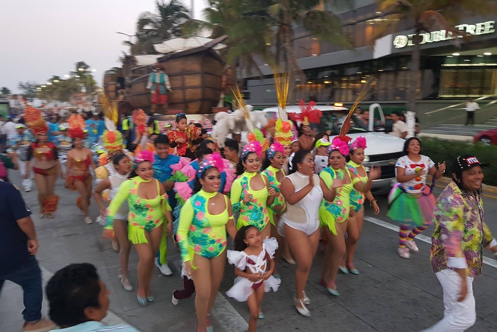Imagen Graban video para promocionar al Carnaval de Veracruz 2019 (+videos y fotos)
