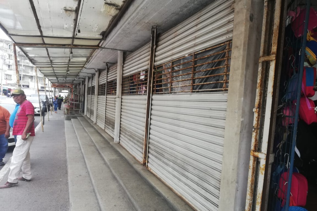 Imagen Reportan ventas bajas en mercado Hidalgo por norte en Veracruz