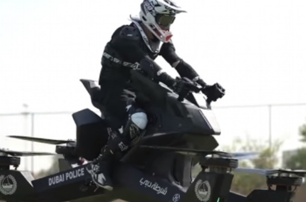 Imagen Policía de Dubai empleará motocicletas aéreas de respuesta rápida