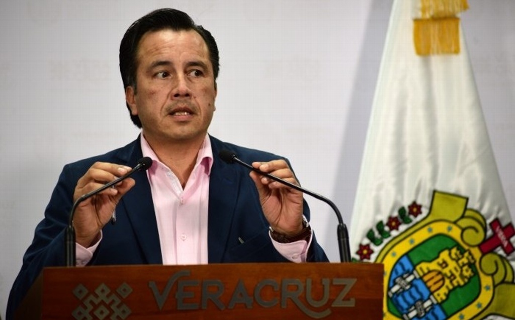 Imagen Winckler negoció con Bermúdez acusarlo solo por desaparición forzada: Cuitláhuac García