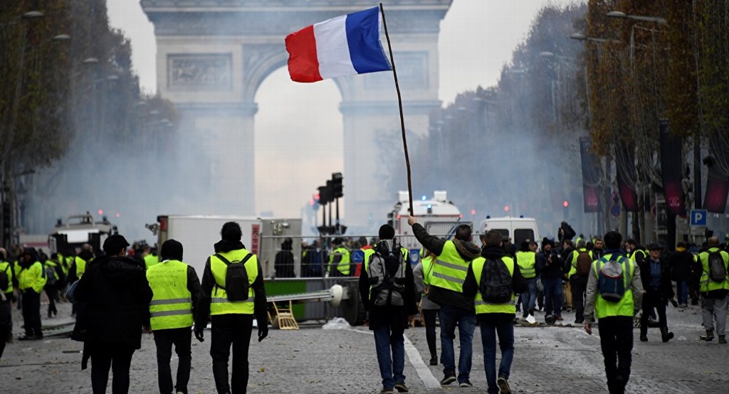 Imagen Casi 2 mil detenidos tras protestas en Francia