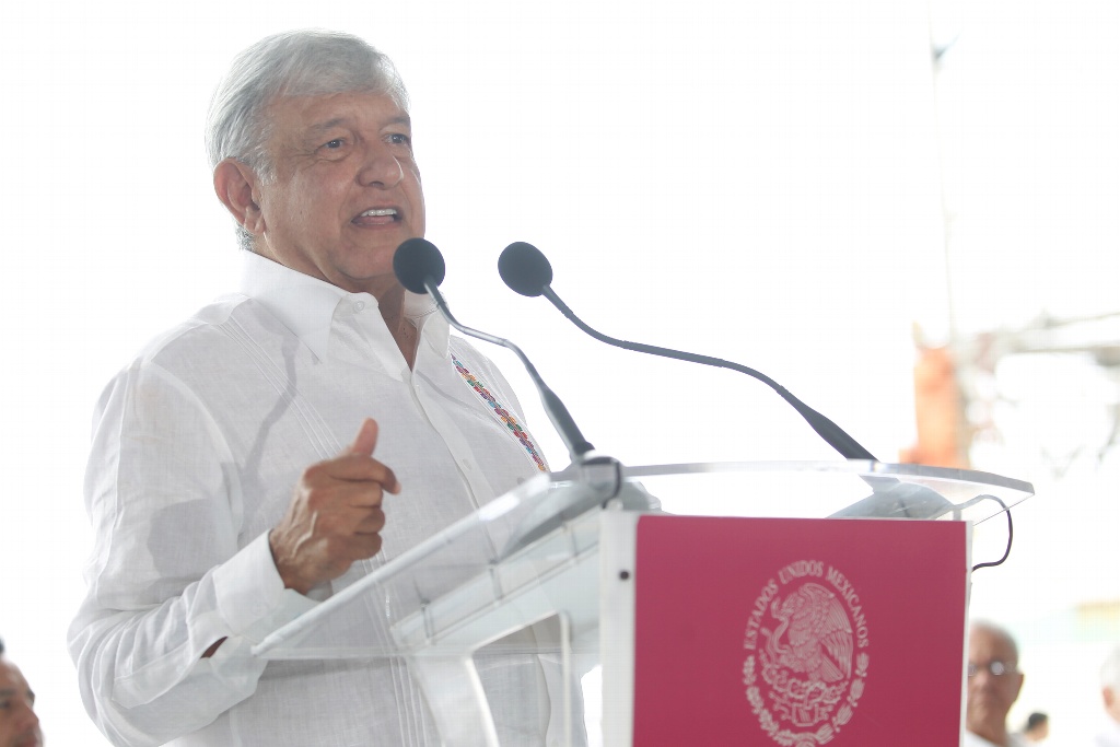 Imagen Líderes del sindicato de Pemex se elegirán con voto libre y secreto: AMLO