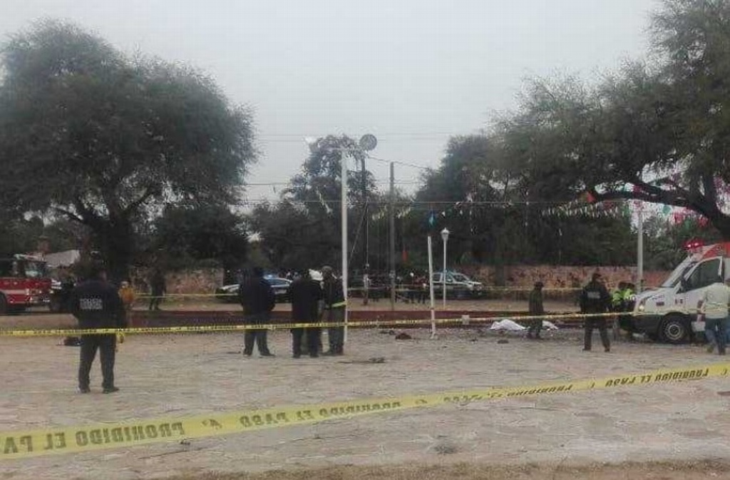 Imagen Suman 8 muertos por explosión de pirotecnia en Querétaro