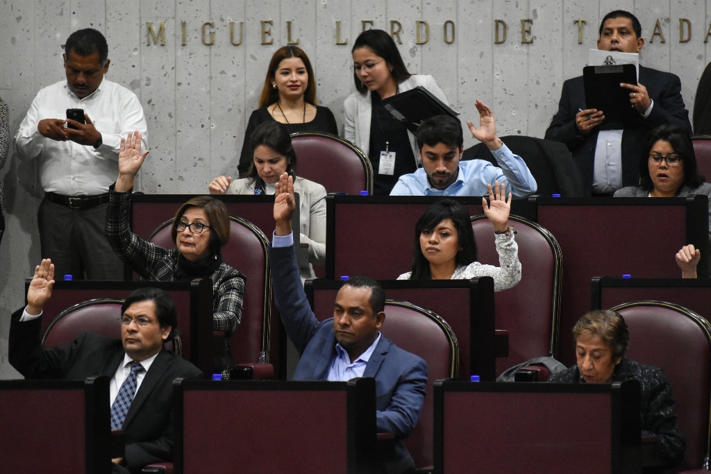 Imagen Aprueban diputados Ley de Austeridad para Veracruz 