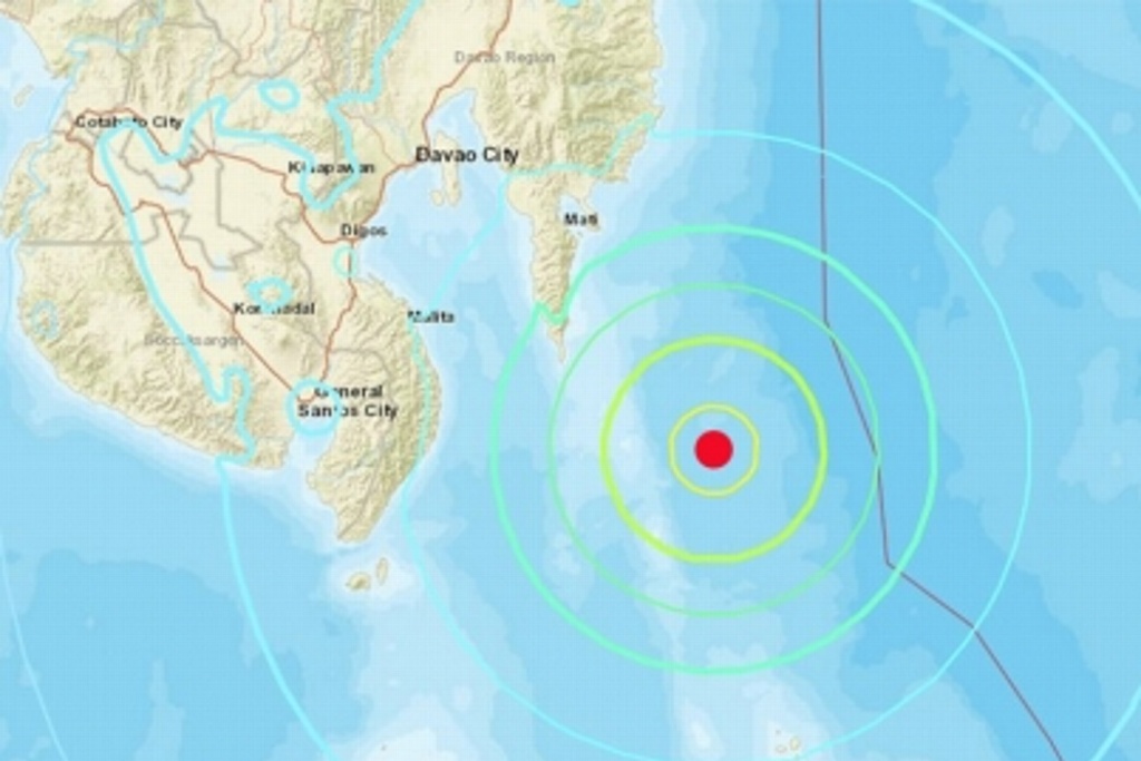 Imagen Cancelan alerta de tsunami tras fuerte sismo en Filipinas