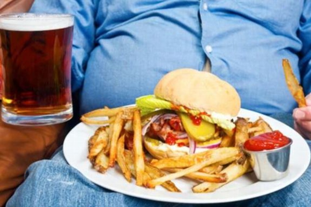 Imagen Malos hábitos arruinan el propósito de bajar de peso, señala nutrióloga