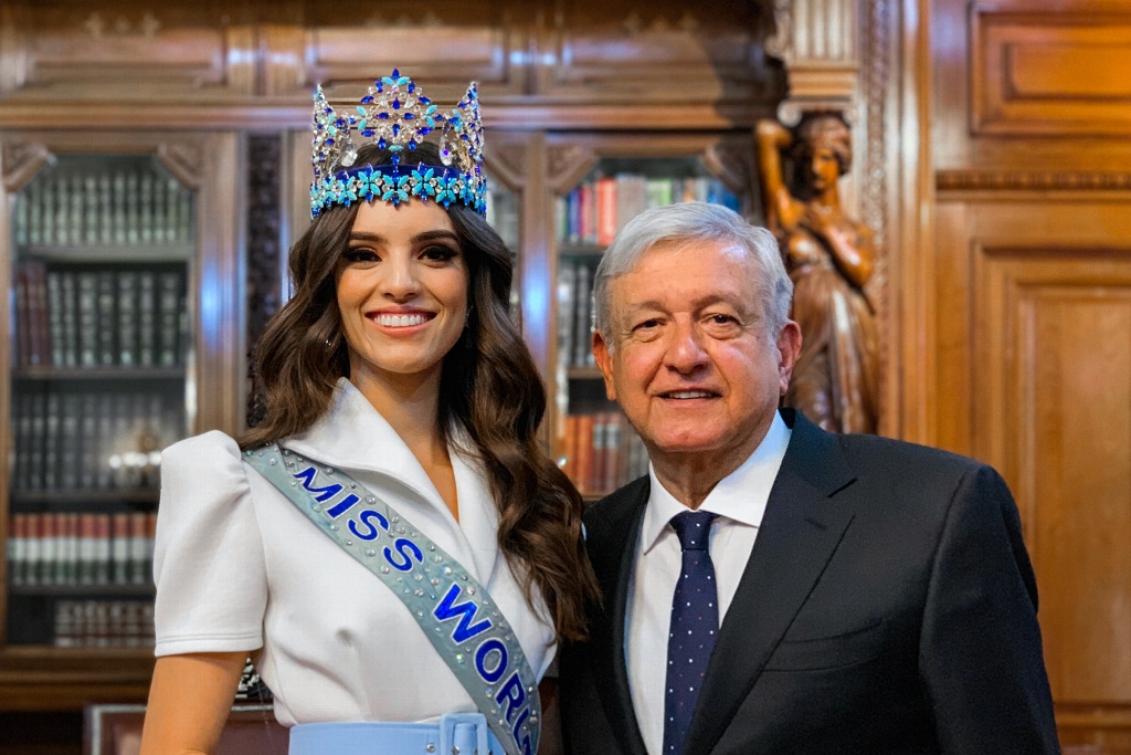 Imagen Miss Mundo 2018 pide el apoyo de AMLO para proyecto de comunidades indígenas en México (+video)