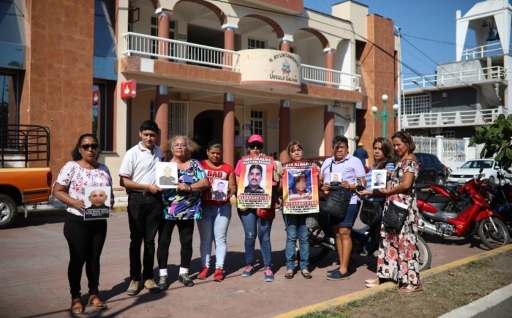 Imagen La búsqueda de 8 policías de Úrsulo Galván en 2013, fue simulada: Familias   