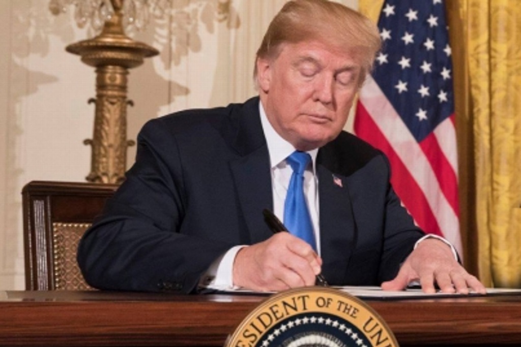 Imagen Trump firma ley de pago retroactivo a afectados por cierre de gobierno