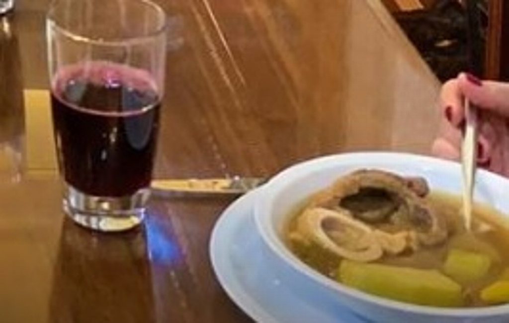 Imagen Presume AMLO puchero tabasqueño en redes (+Foto)