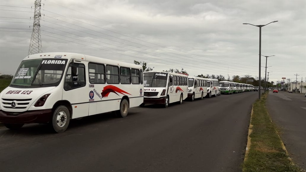 Imagen Paro de transporte público en Veracruz es indefinido, anuncian transportistas