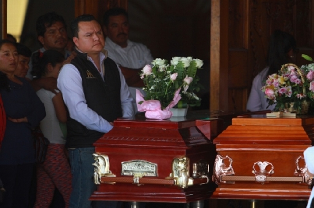 Imagen Dan último adiós a cinco fallecidos por explosión en Tlahuelilpan, Hidalgo