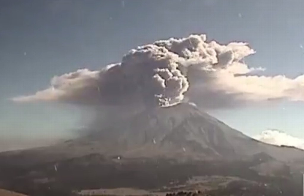 Imagen Suma Popocatépetl 123 exhalaciones en últimas 24 horas; se encuentra en Amarillo Fase 2