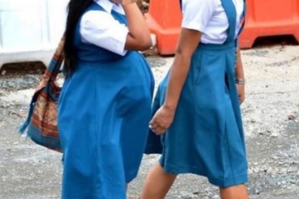 Imagen Falsean cifras de embarazo adolescente en Veracruz: Activistas