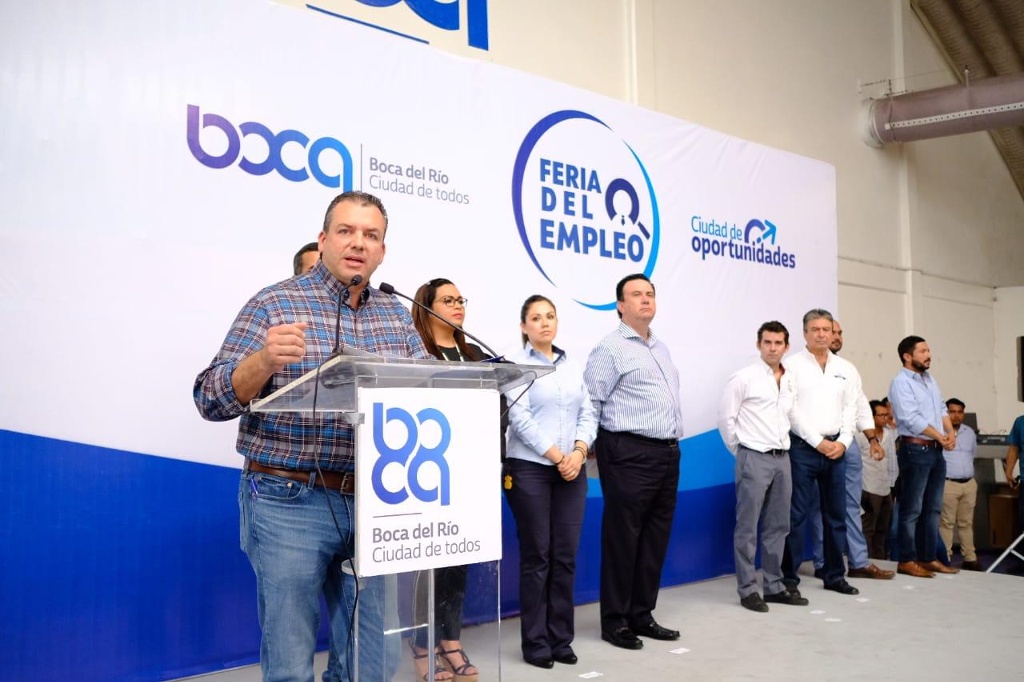 Imagen Señalan que en ferias de empleo en Boca del Río se tiene un 45% de efectividad 