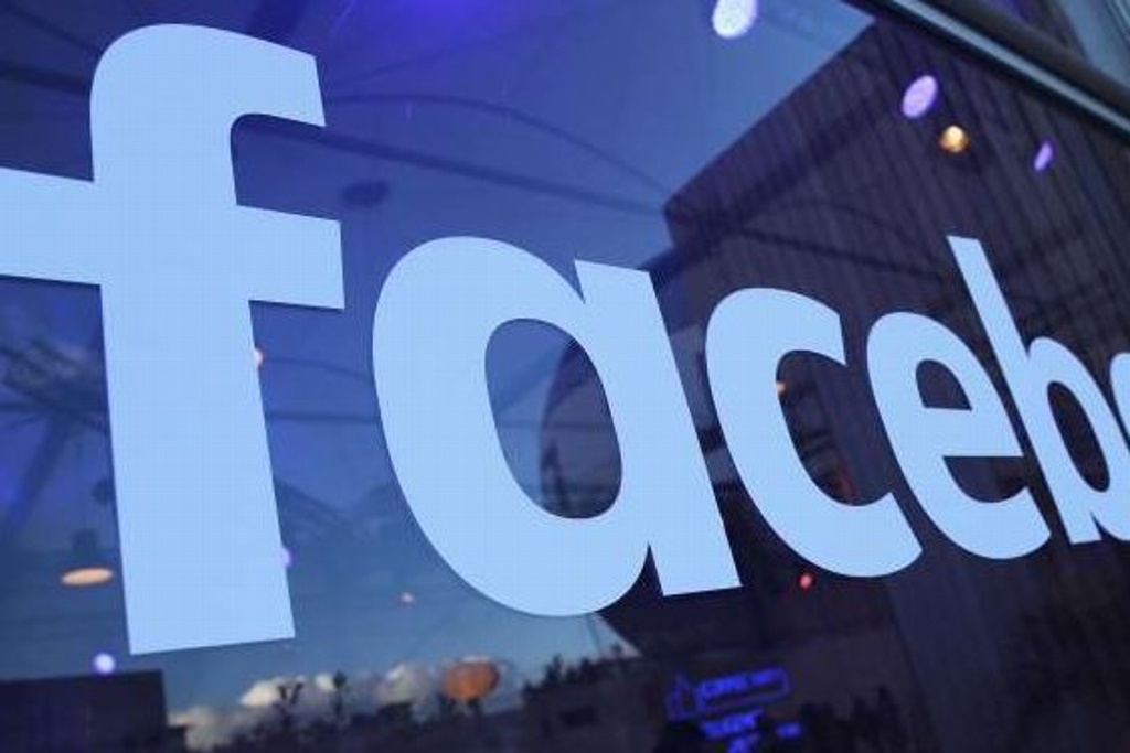 Imagen Facebook podría reembolsar a anunciantes tras caída mundial