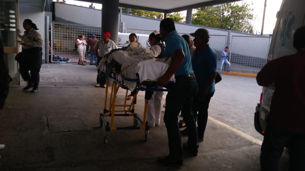 Imagen Joven baleada en Minatitlán sigue luchando por su vida, requiere donadores de sangre 