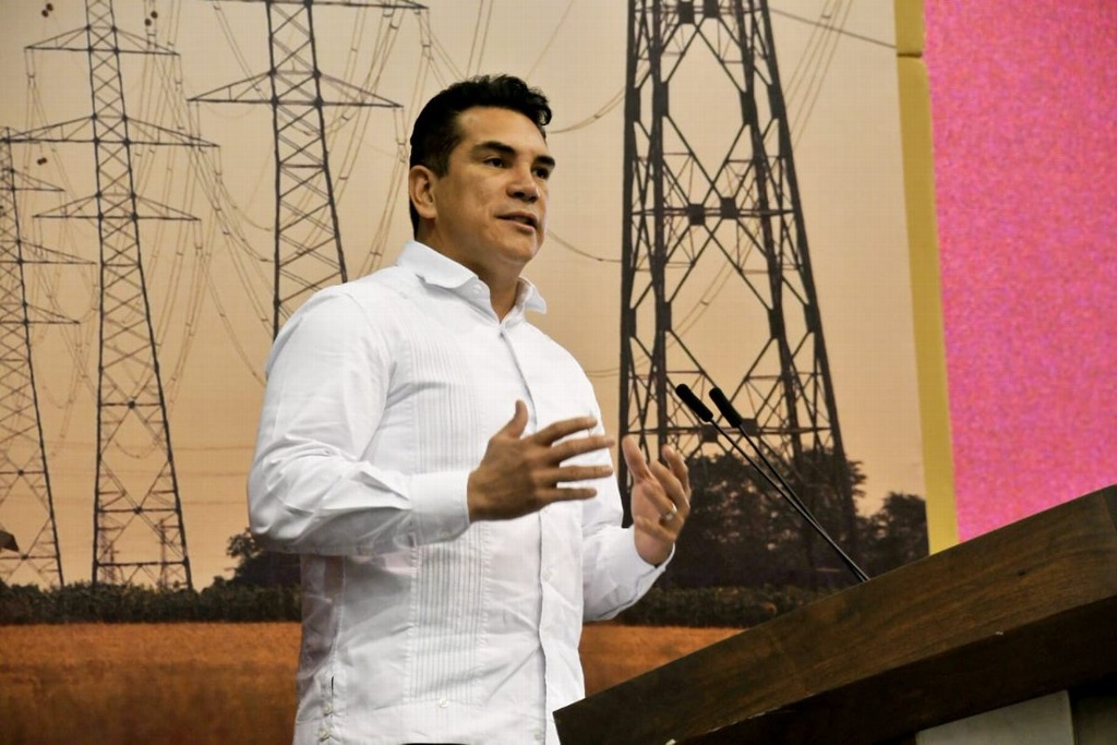 Imagen Gobernador de Campeche pedirá licencia; va por dirigencia del PRI 