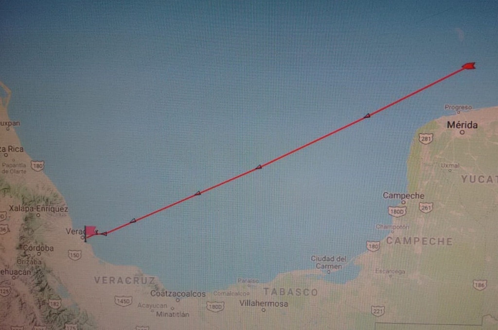 Imagen Barco cargado de combustible procedente de Venezuela llega a Veracruz
