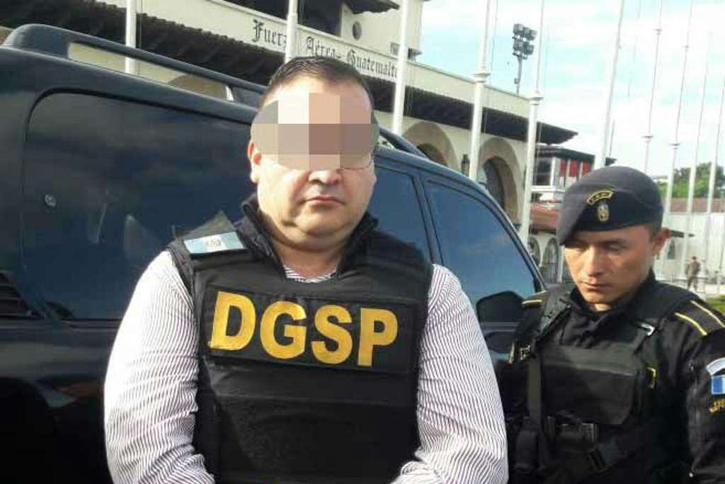 Imagen Prohíben a Fiscalía indagar presuntas irregularidades en negociación de sentencia de Javier Duarte