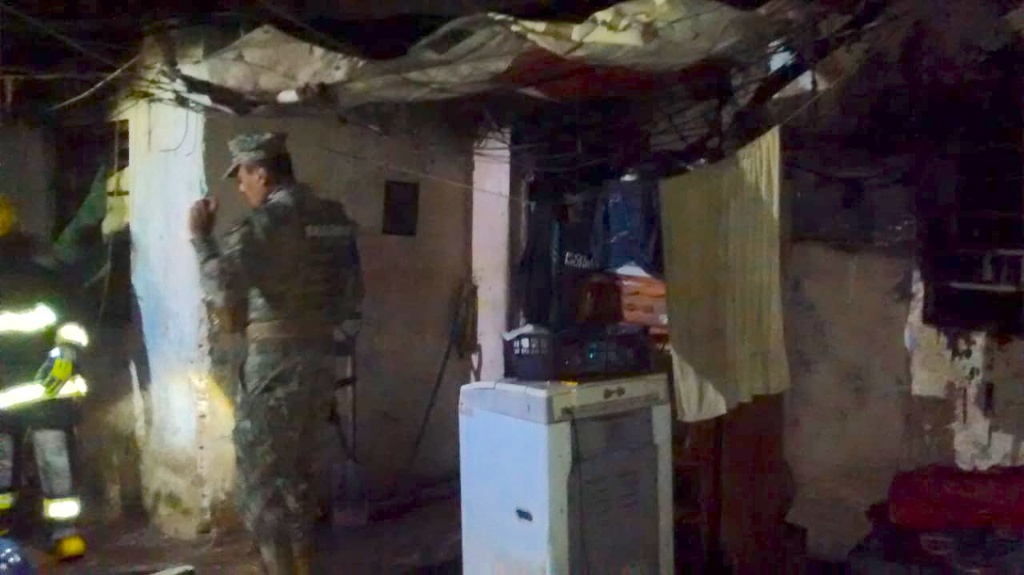 Se incendia vivienda en colonia de Veracruz - xeu noticias veracruz