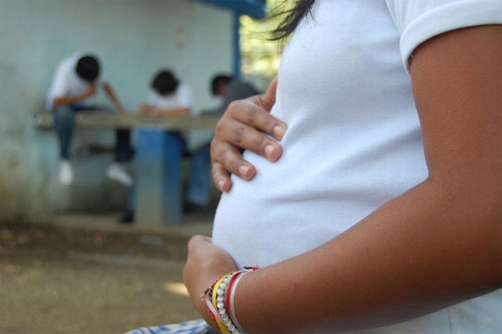 Imagen México registra cada año 10 mil embarazos de niñas menores de 15 años, alertan diputados