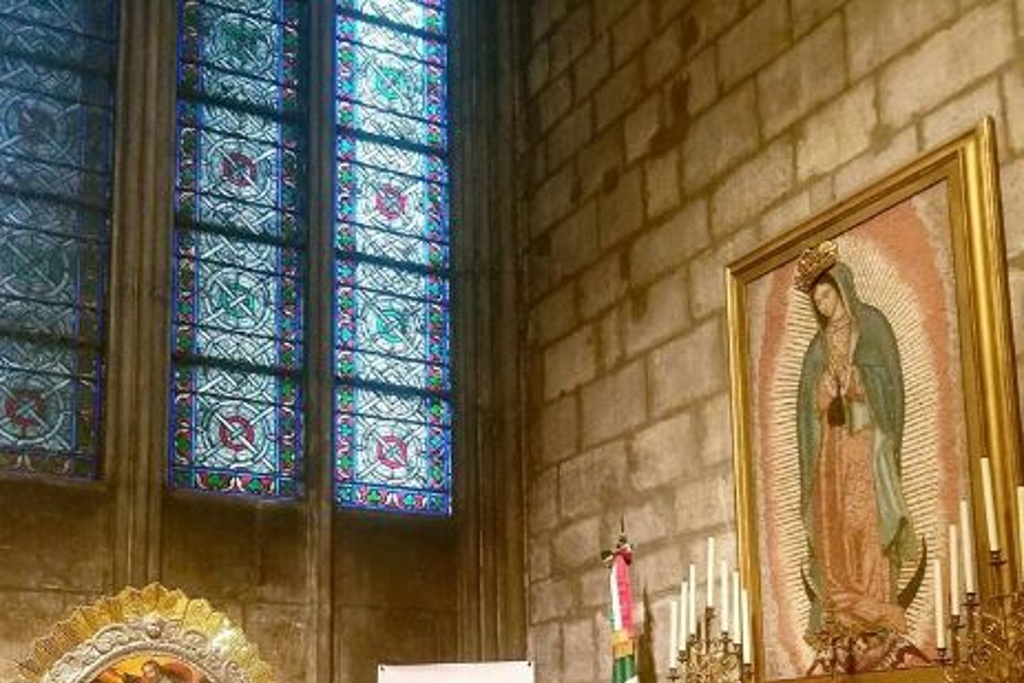 Imagen Se desconoce si se salvó la imagen de la Virgen de Guadalupe en Notre Dame: Padre Víctor 