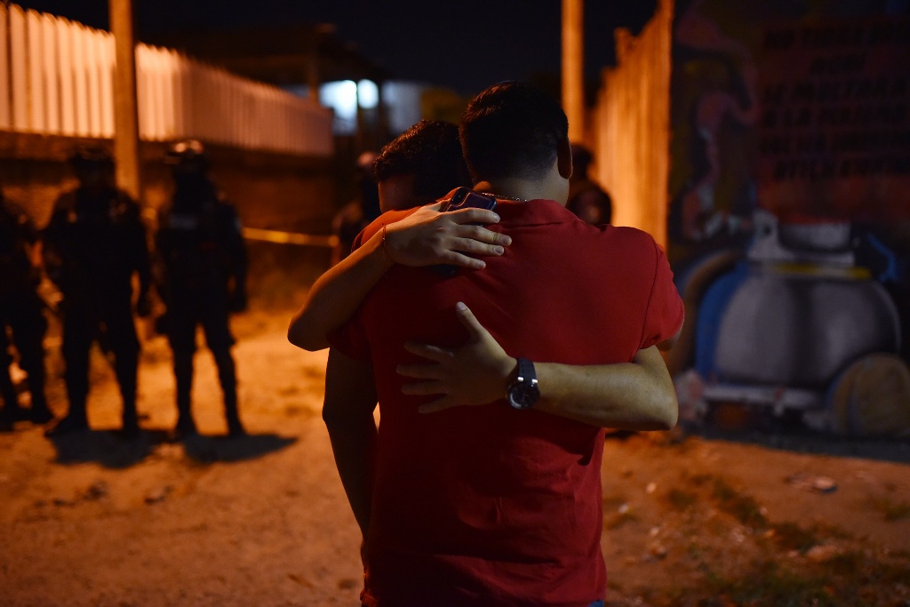 Imagen Con rap condenan la masacre en Minatitlán, Veracruz (+video)