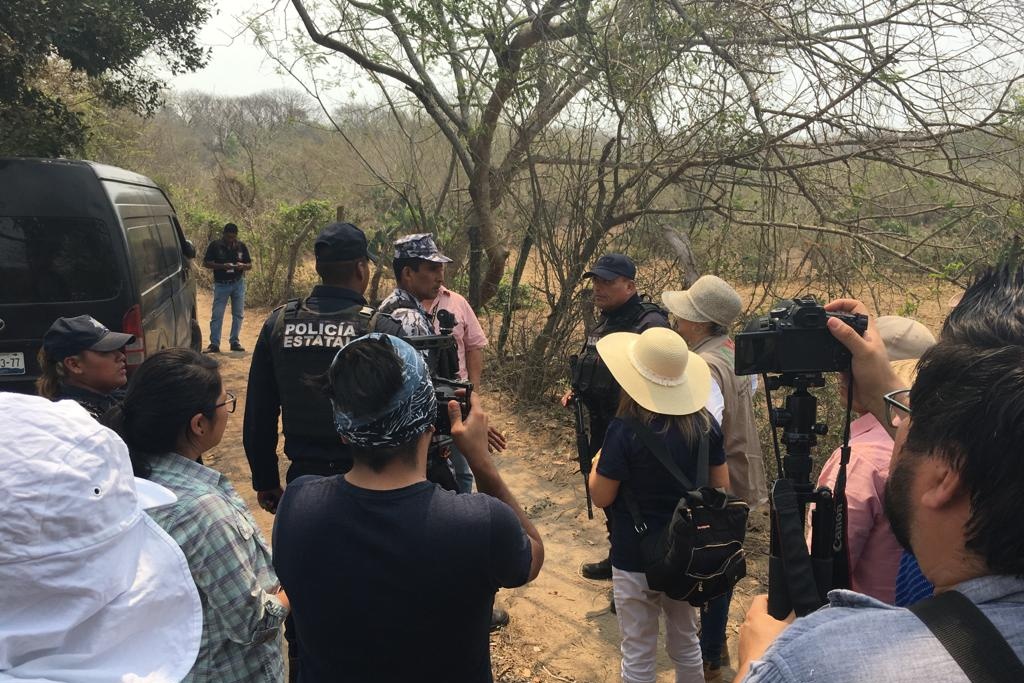 Imagen Colectivos de Xalapa arriban a nueva fosa clandestina en Úrsulo Galván, Veracruz