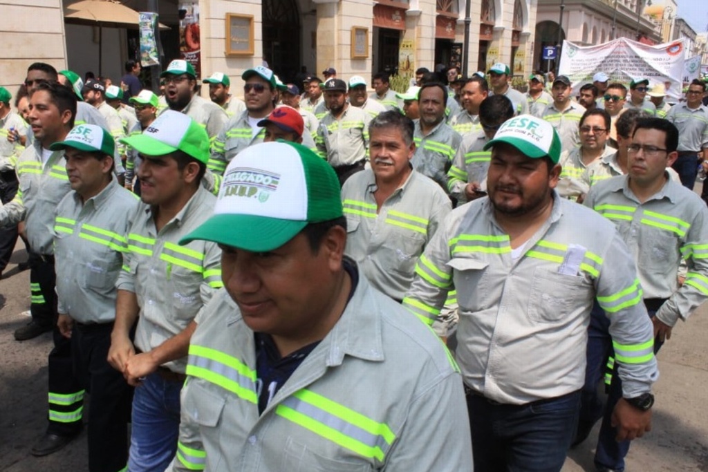 Alistan desfile del 1 de mayo en Veracruz por el Día del Trabajo - xeu ...