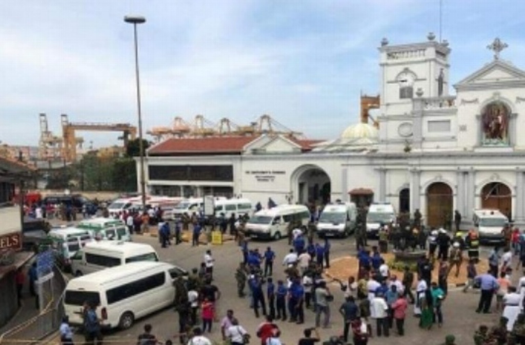 Imagen Ordenan a musulmanes descubrirse el rostro en Sri Lanka tras atentados