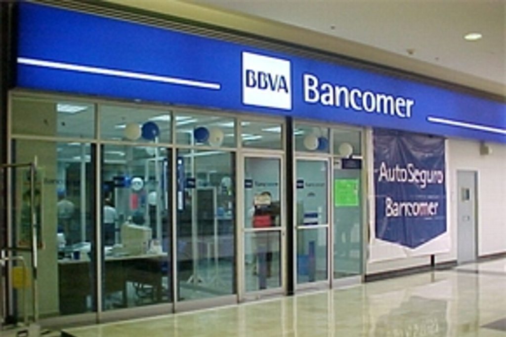 Imagen ¿Hoy 10 de mayo habrá clases y operarán bancos?