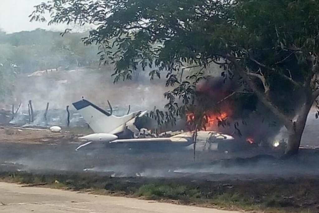 Imagen Se desploma avioneta en Tres Valles, Veracruz