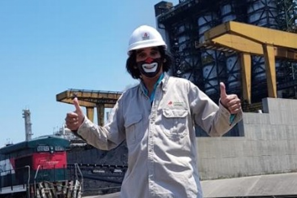 Imagen Investiga Pemex visita de Cepillín a refinería de Minatitlán, Veracruz