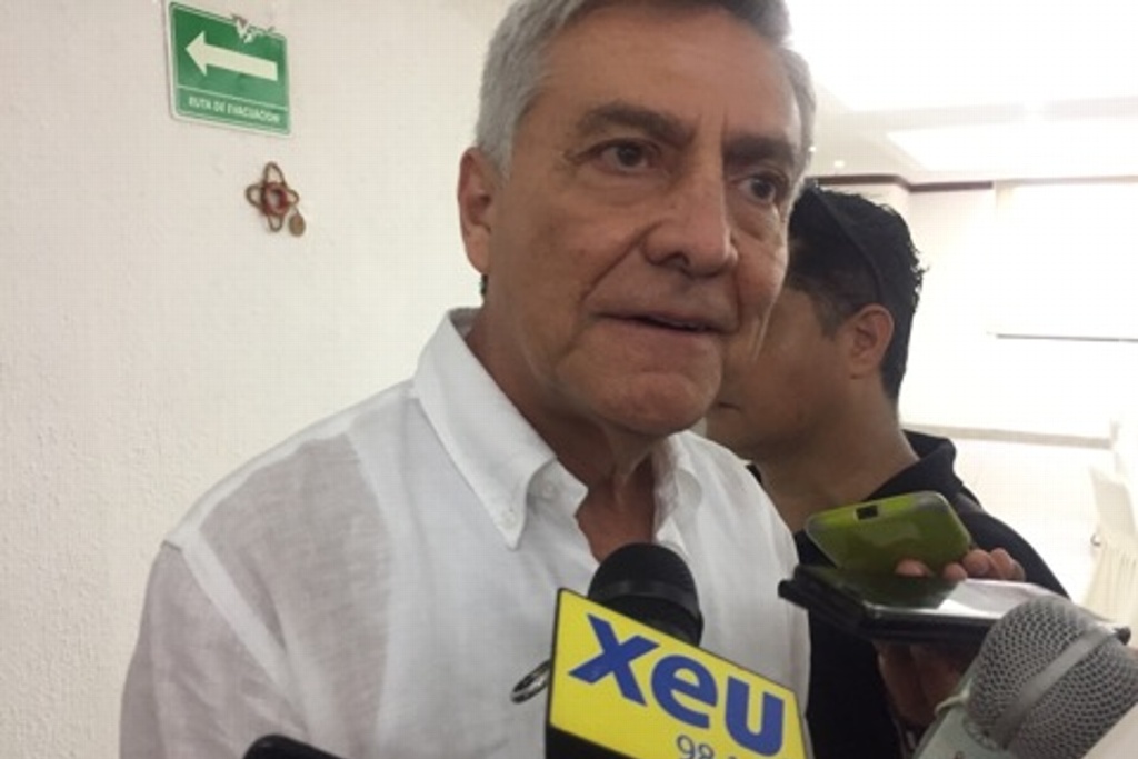Imagen Gobierno de Veracruz no debe reservar información aunque sea tema de seguridad, senador de Morena