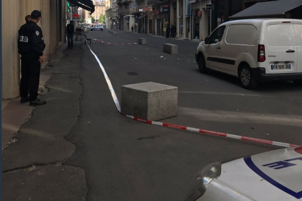 Imagen Policía francesa detiene a sospechoso relacionado con atentado de Lyon