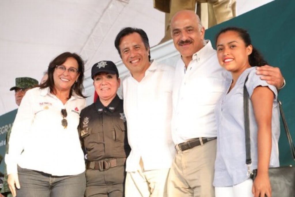 Imagen Ricardo Ahued ha ejercido la administración pública honestamente: Gobernador de Veracruz