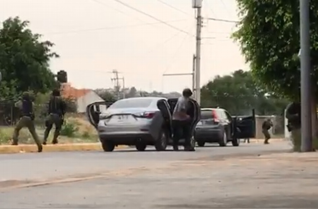 Imagen Circulan en redes videos de balaceras en Sahuayo, Michoacán (+video) 