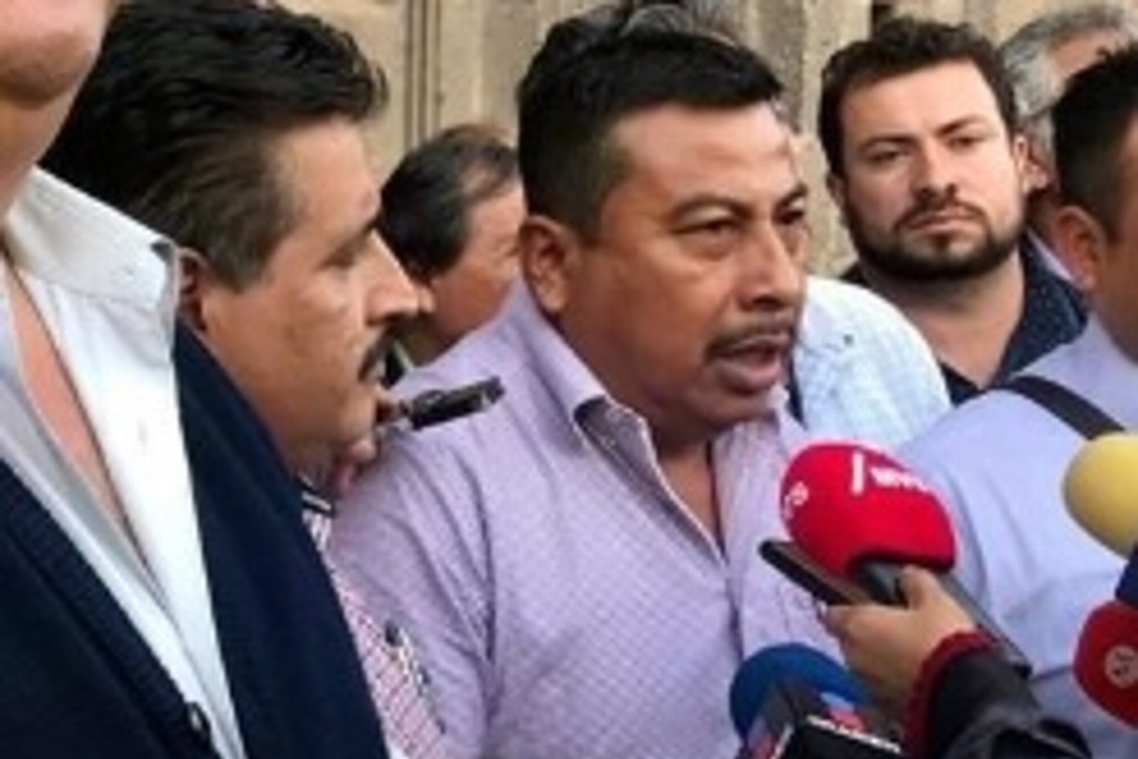 Imagen CNTE asegura que pactó plazas con AMLO
