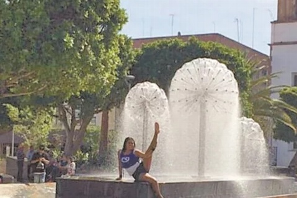 Imagen Despido de funcionaria por posar en fuente de plaza de Irapuato, en apego a derecho: Ayuntamiento