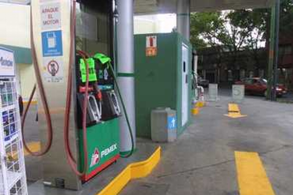 Imagen Baja competencia entre estaciones encarece gasolina
