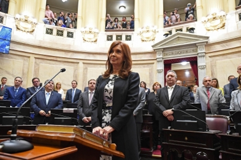 Imagen Piden juicio oral contra expresidenta Cristina Fernández por corrupción