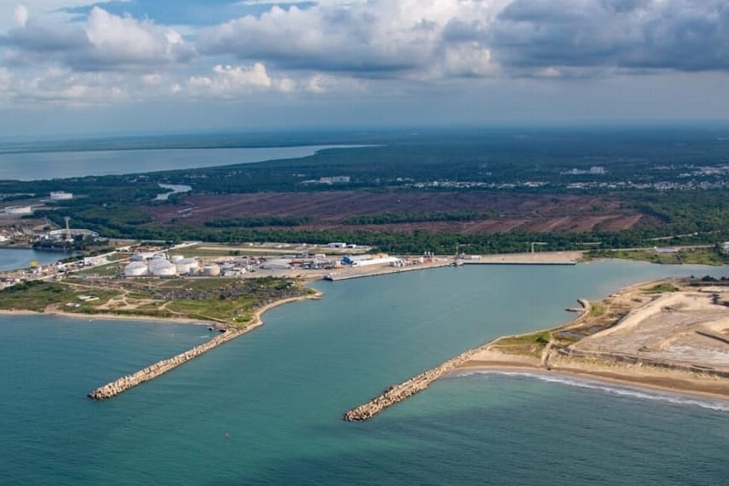 Imagen Advierten daños ambientales por construcción de refinería Dos Bocas 